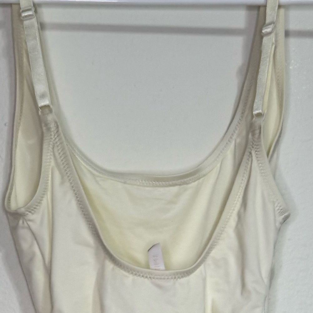 SKIMS Off white Bodysuit - Picture 3 of 3